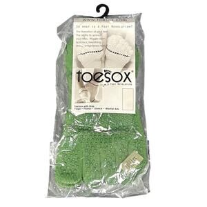 NEW Women's Light Green ToeSox Treaded Socks Dance Pilates M 8.5-10.5